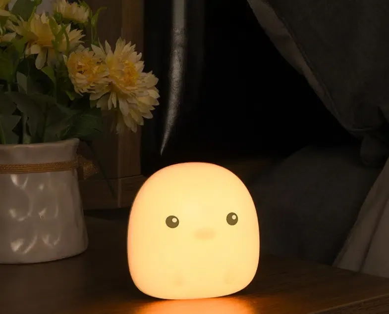 Lampe de nuit pingouin compacte et magnétique